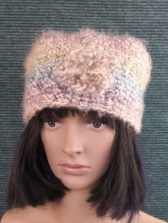 Vintage Accessories - Vintage, Super Soft, Knit Winter Hat In Pretty Pastels